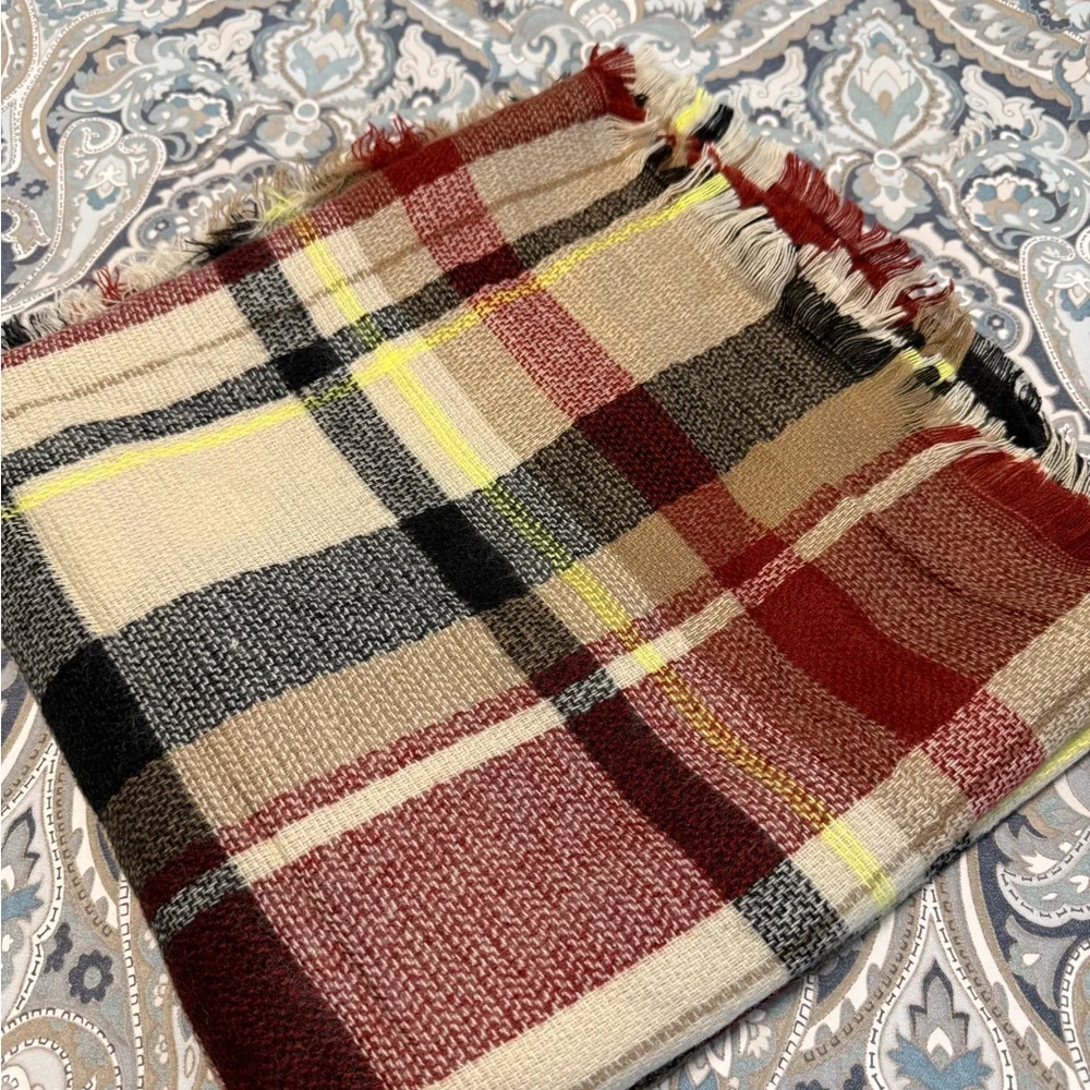 N/A cozy plaid